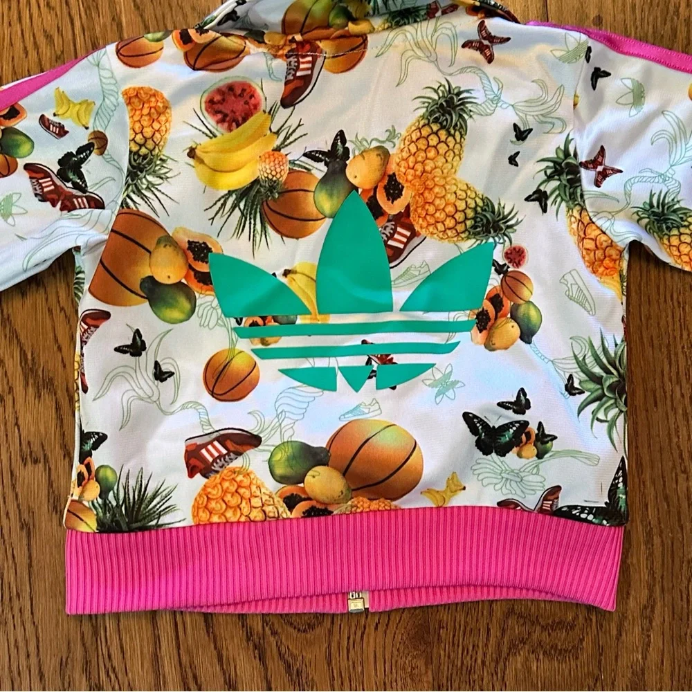 Adidas Infant Baby Tracksuit With Iconic Pink  Three-Stripes size 0-3 Months